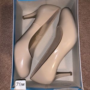 Nude Comfort Plus Pump heels